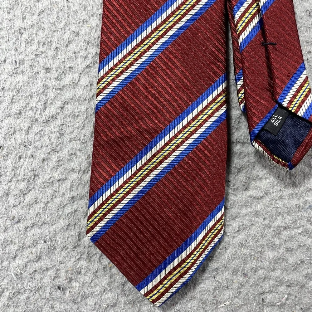 Holland & Sherry Tie Mens One Size Red Striped Classic Pointed‎ Silk Necktie